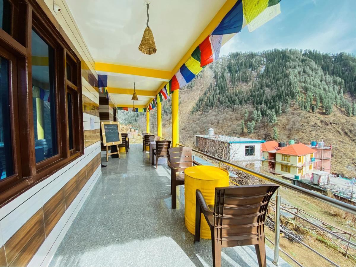 Nomads Hostel Tosh Exterior photo