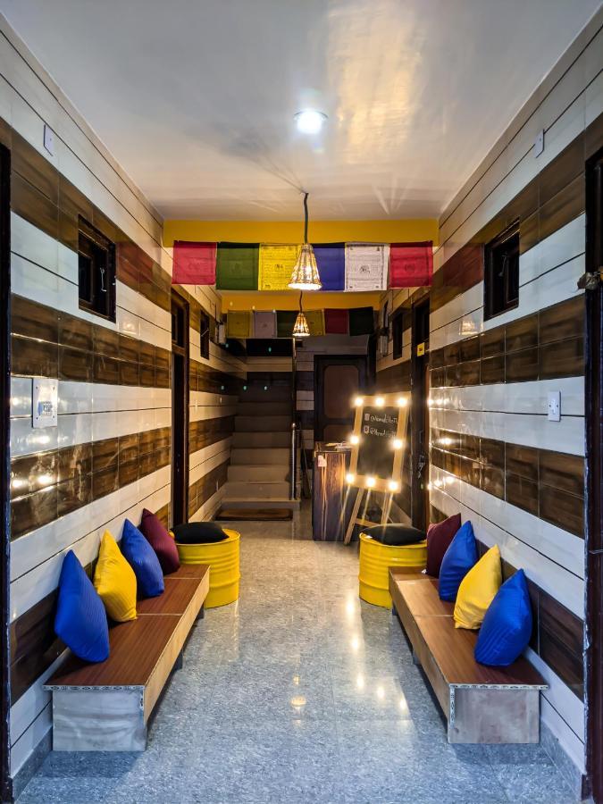 Nomads Hostel Tosh Exterior photo
